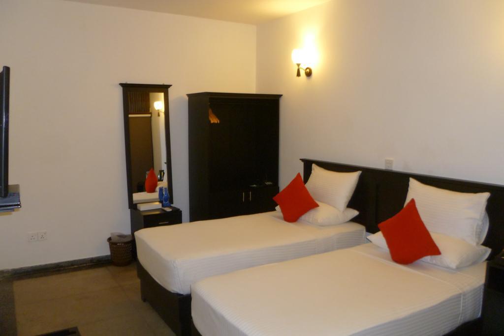 Casons B&B Κολόμπο Δωμάτιο φωτογραφία